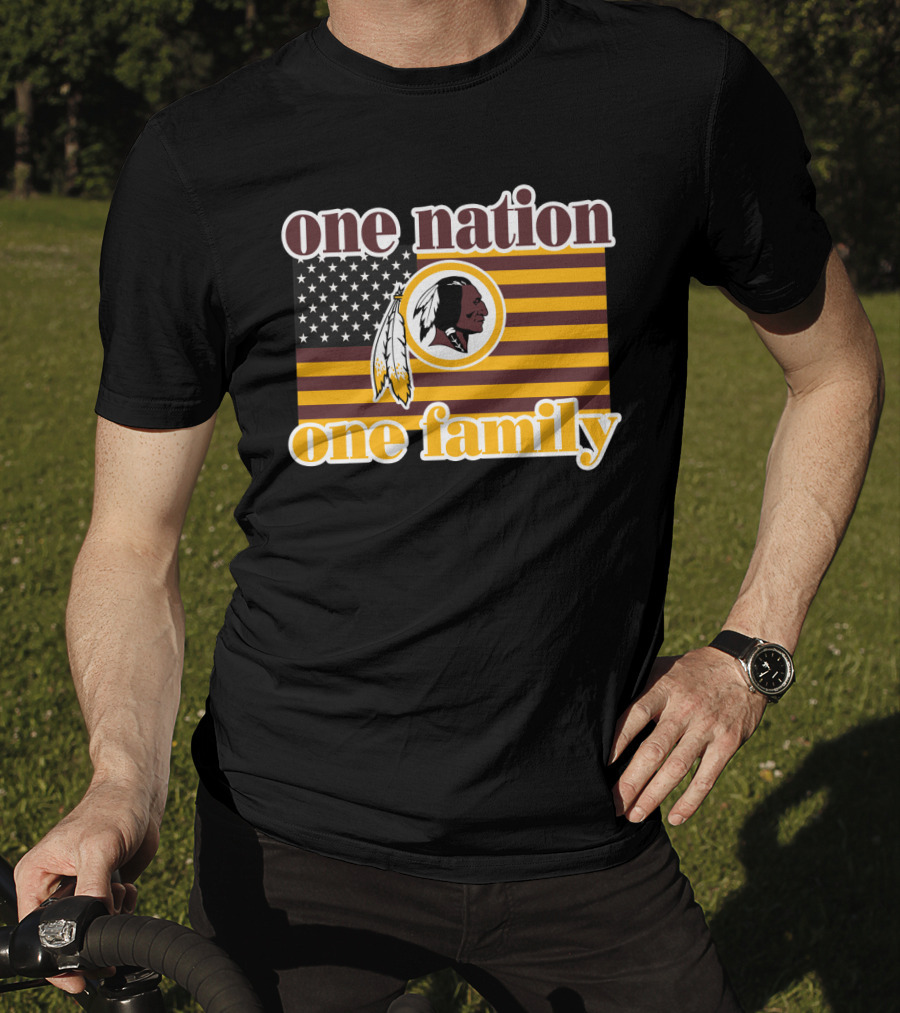 One Nation One Family Washington Redskins Logo American Flag T-Shirt