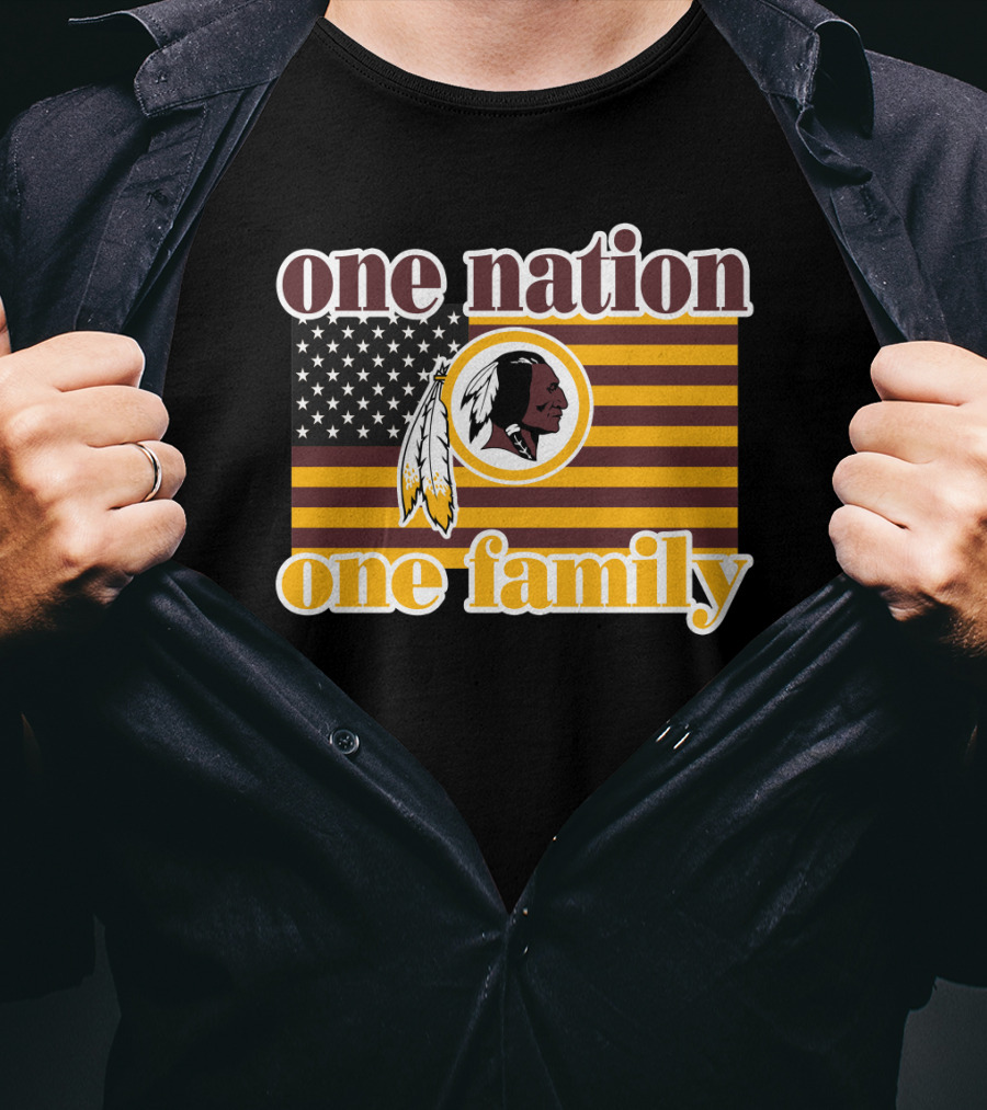 One Nation One Family Washington Redskins Logo American Flag T-Shirt