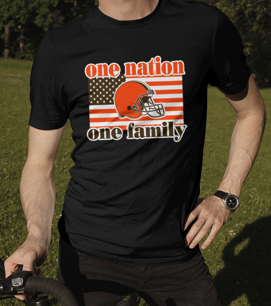 One Nation One Family Cleveland Browns Helmet Flag T-Shirt