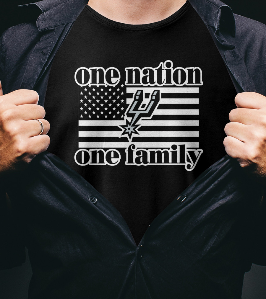 San Antonio Spurs One Nation One Family American Flag T-Shirt