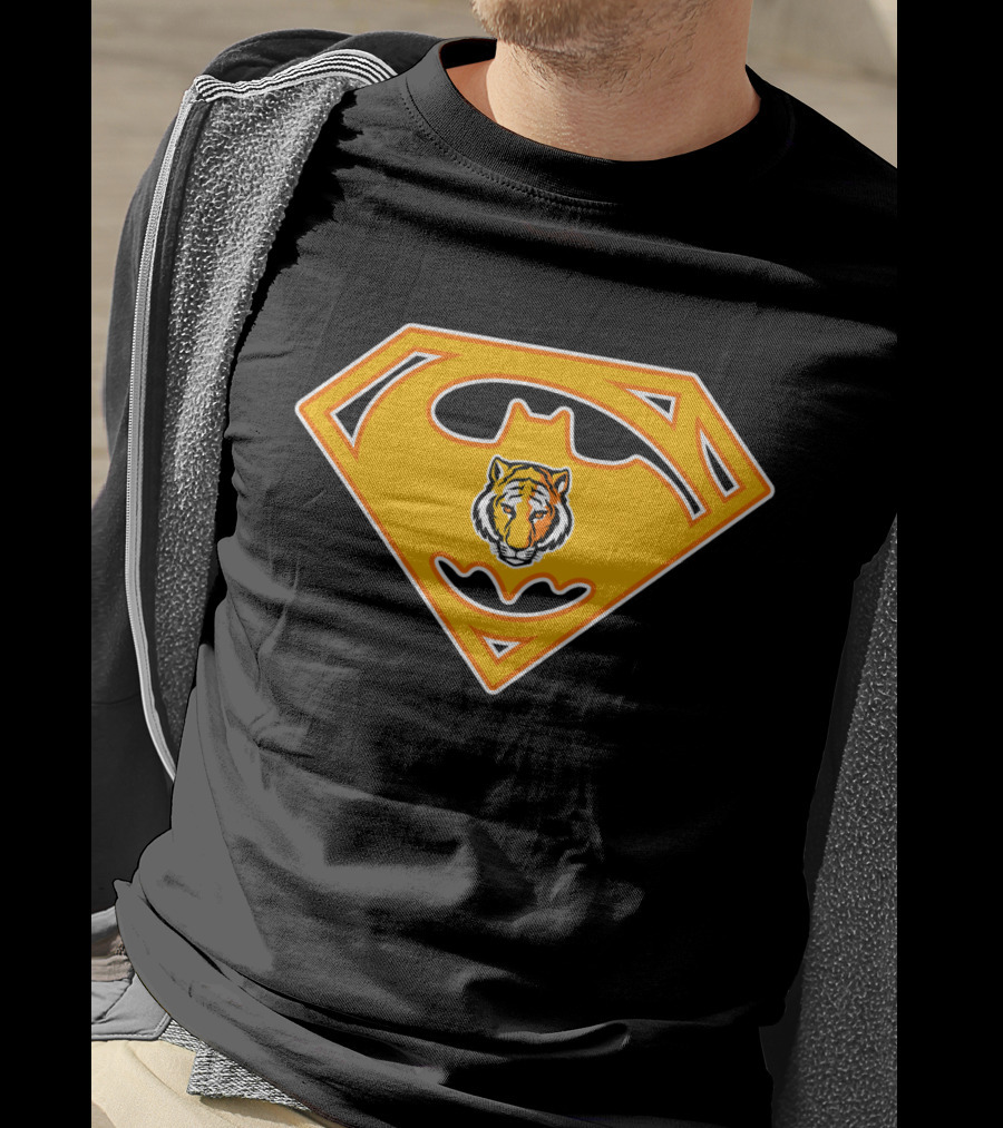 Depauw Tigers 80 Superman Batman T-Shirt