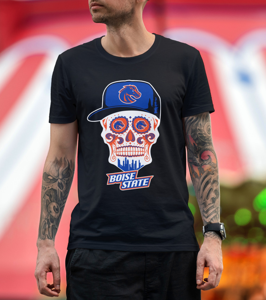 Boise State Broncos Skull With Hat And City Skyline T-Shirt