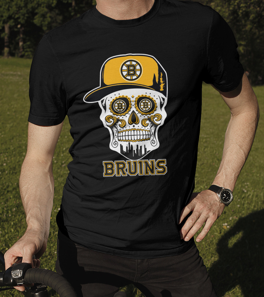 Boston Bruins Skull With Cap And City Silhouette T-Shirt