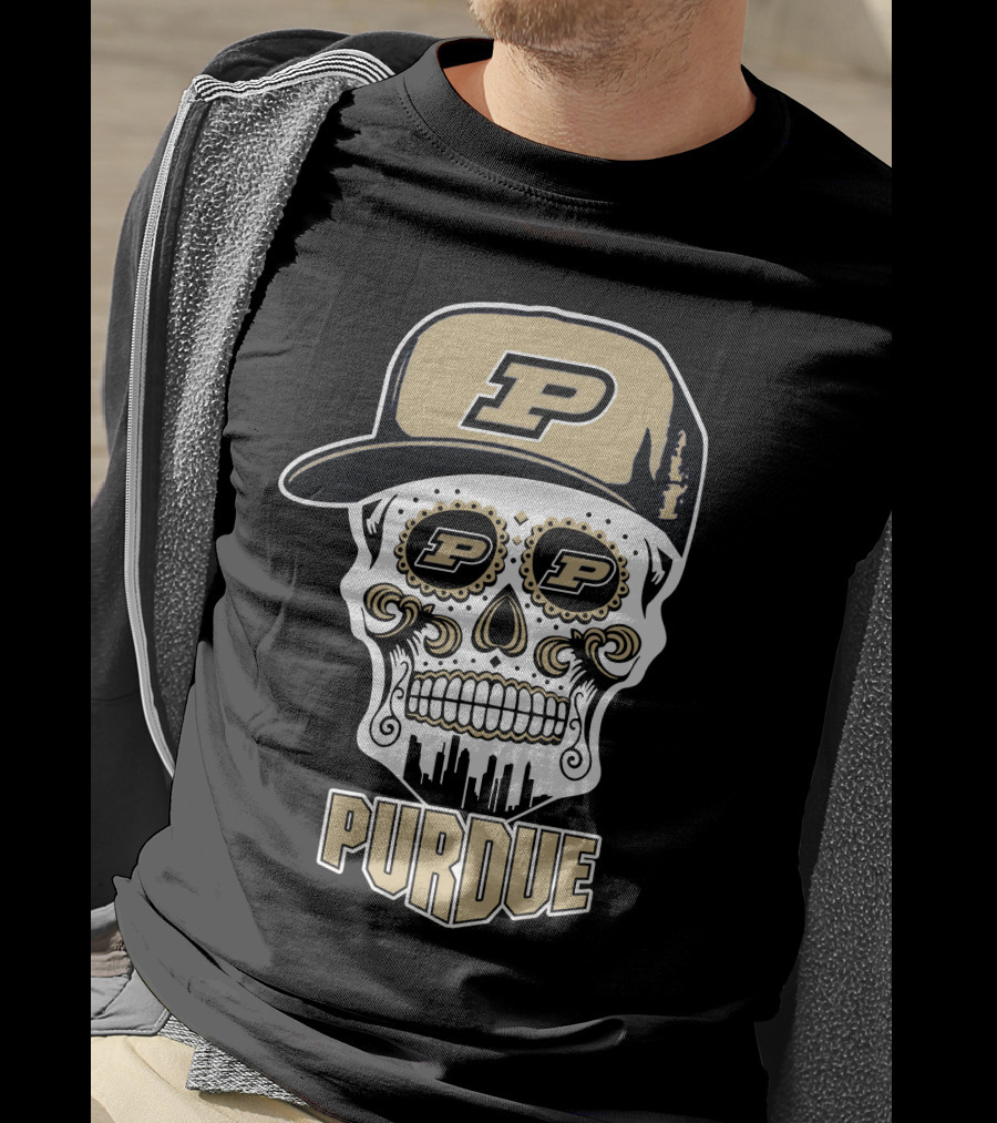 Purdue Boilermakers Skull With Cap And Urban Skyline T-Shirt