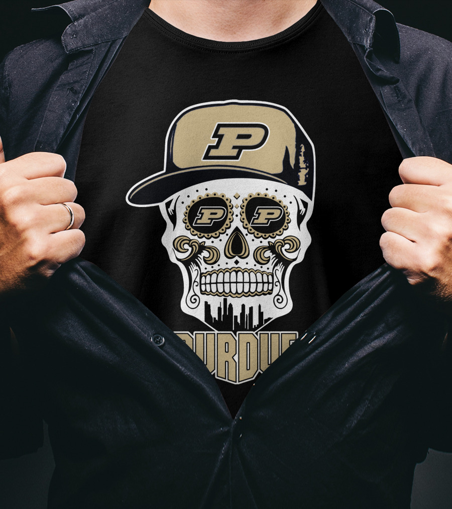 Purdue Boilermakers Skull With Cap And Urban Skyline T-Shirt