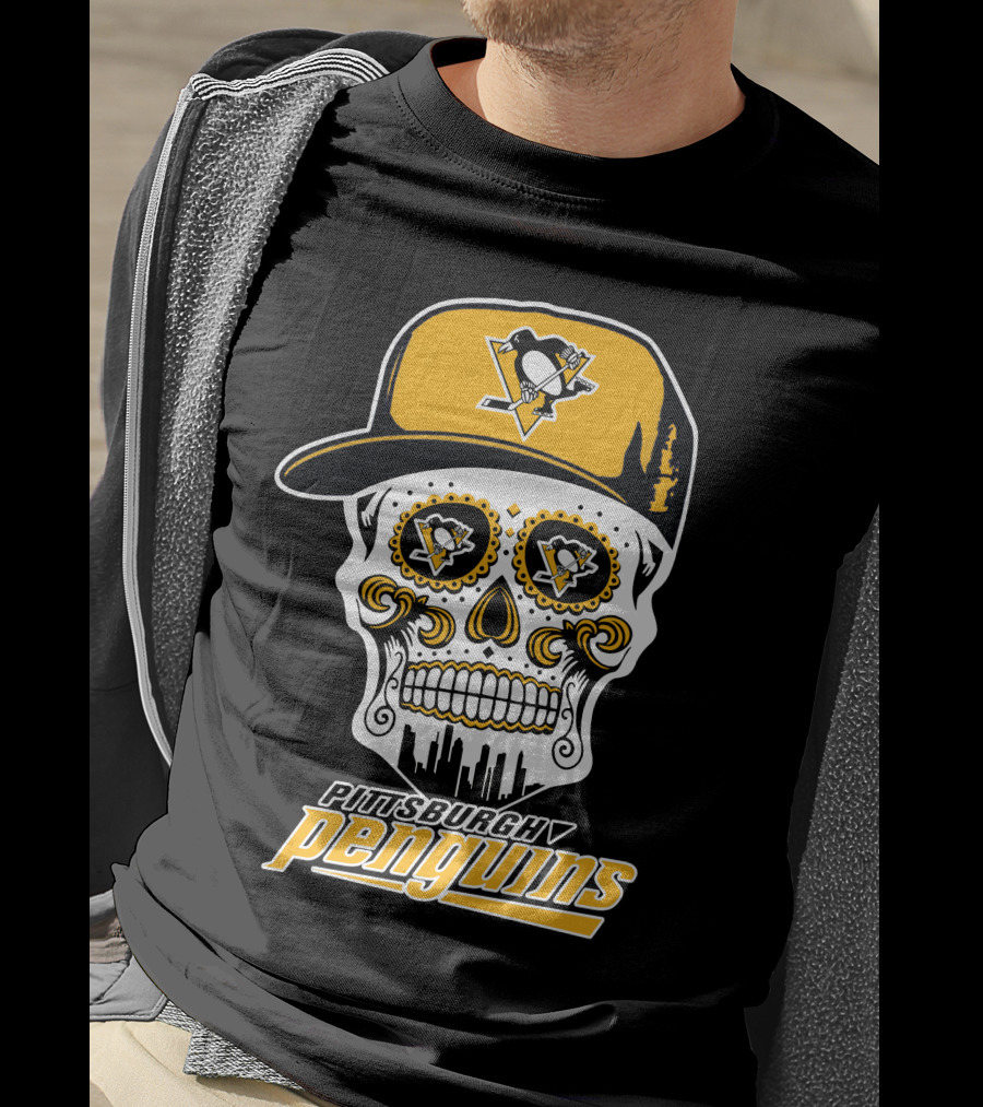 Pittsburgh Penguins Skull Hat Logo Skyline T-Shirt