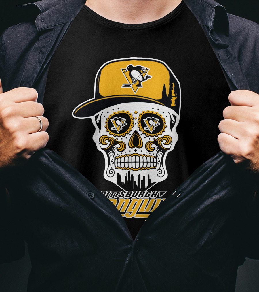 Pittsburgh Penguins Skull Hat Logo Skyline T-Shirt