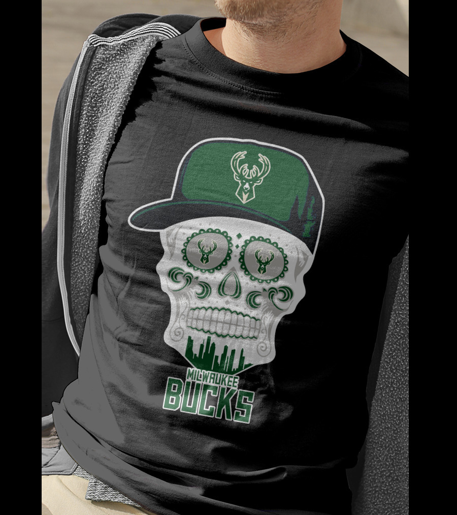 Milwaukee Bucks Skull With Cap And Skyline T-Shirt