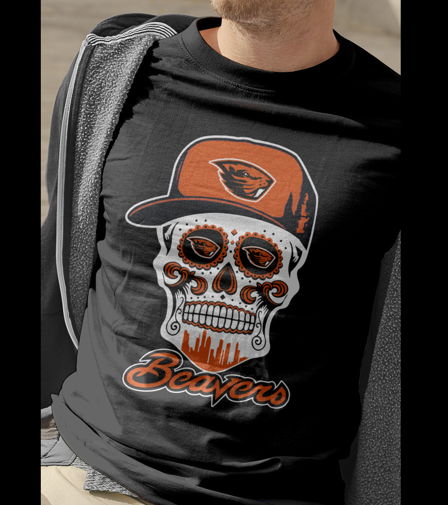 Oregon State Beavers Skull With Cap And Beavers T-Shirt