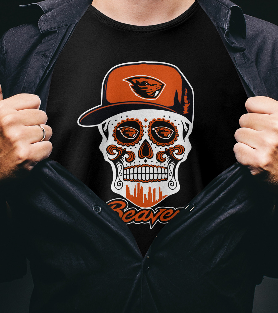 Oregon State Beavers Skull With Cap And Beavers T-Shirt