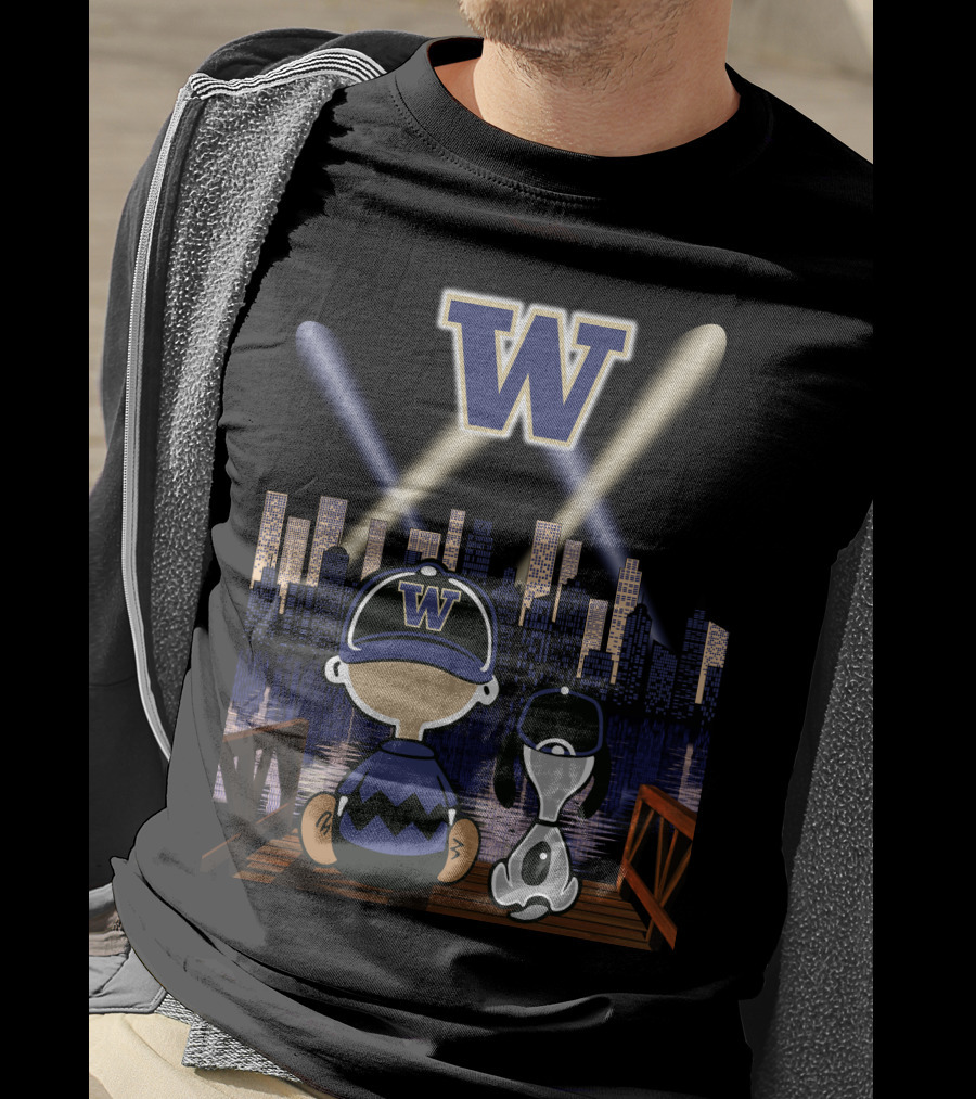 W Washington Huskies City Skyline At Night With Baseball Cap Characters T-Shirt