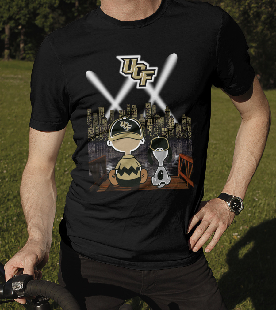 Ucf Knights Nighttime Cityscape Charlie Brown And Snoopy T-Shirt
