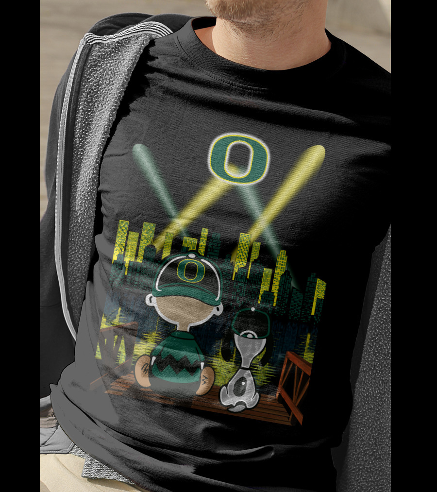 Oregon Ducks City Skyline Night Scene With O Logo And Lights T-Shirt