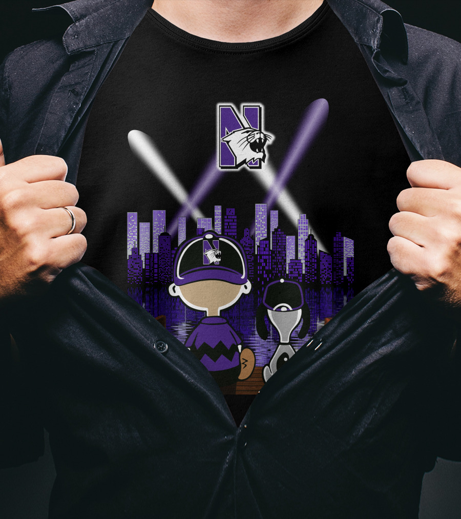 Snoopy And Friends Enjoying Northwestern Wildcats Night Skyline Scene T-Shirt