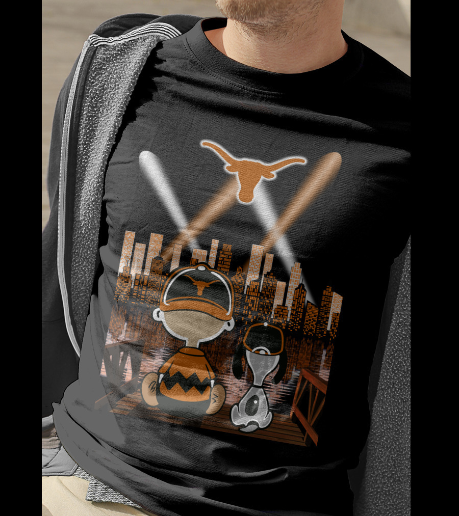 Texas Longhorns Peanuts City Skyline Night Scene T-Shirt