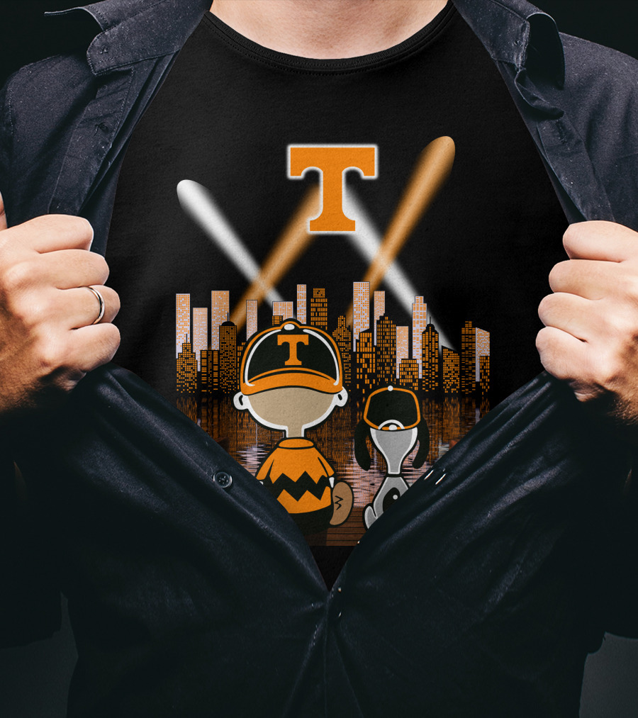 Tennessee Volunteers City Night Skyline With Iconic Cartoon Characters T-Shirt