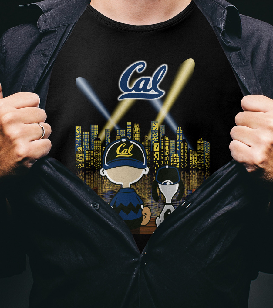 Cal Golden Bears Night Skyline With Dog And City Lights T-Shirt