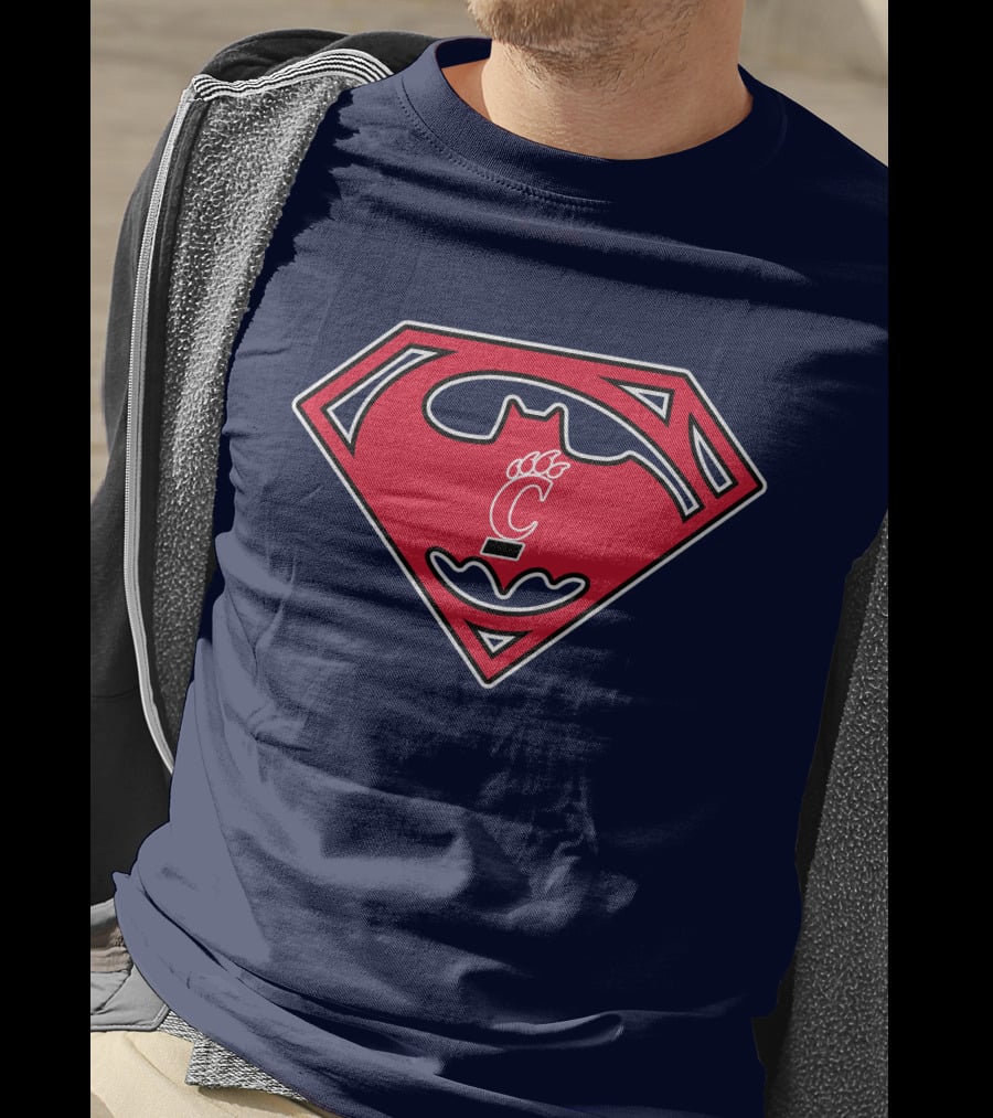 Cincinnati Bearcats Superhero Logo 1984 T-Shirt
