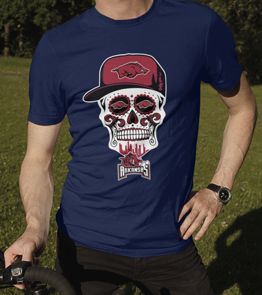 Arkansas Razorbacks Skull With Hat And Team T-Shirt