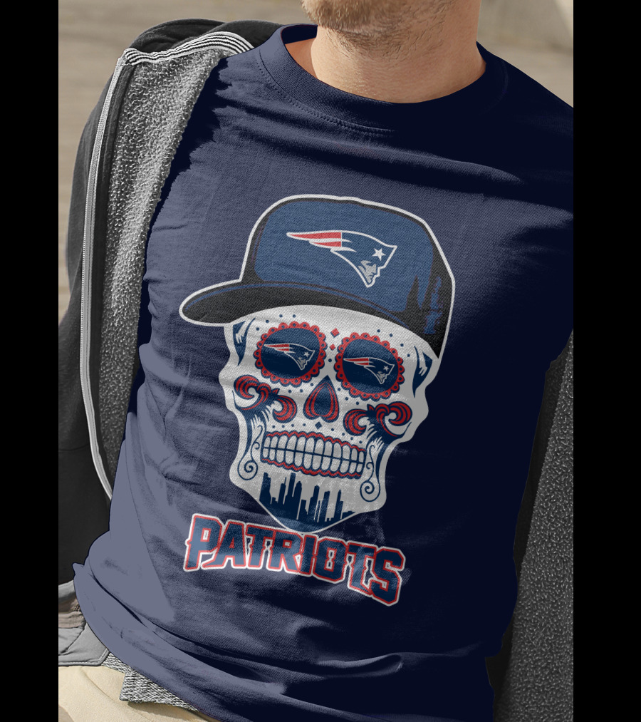 Patriots Skull Logo With Hat And City Skyline T-Shirt
