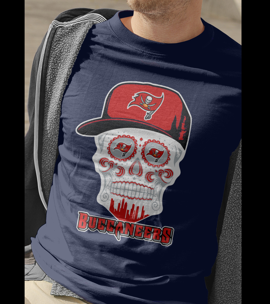 Buccaneers Skull With Hat T-Shirt