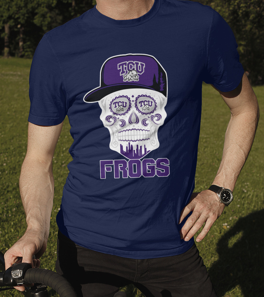 Tcu Horned Frogs Skull Logo With Cap T-Shirt