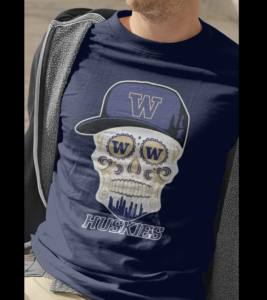 W Huskies Skull W Baseball Cap T-Shirt