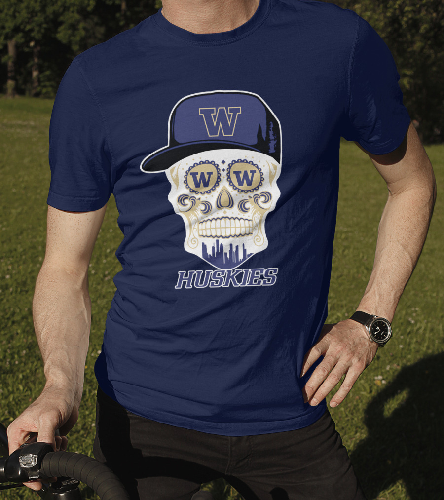 W Huskies Skull W Baseball Cap T-Shirt