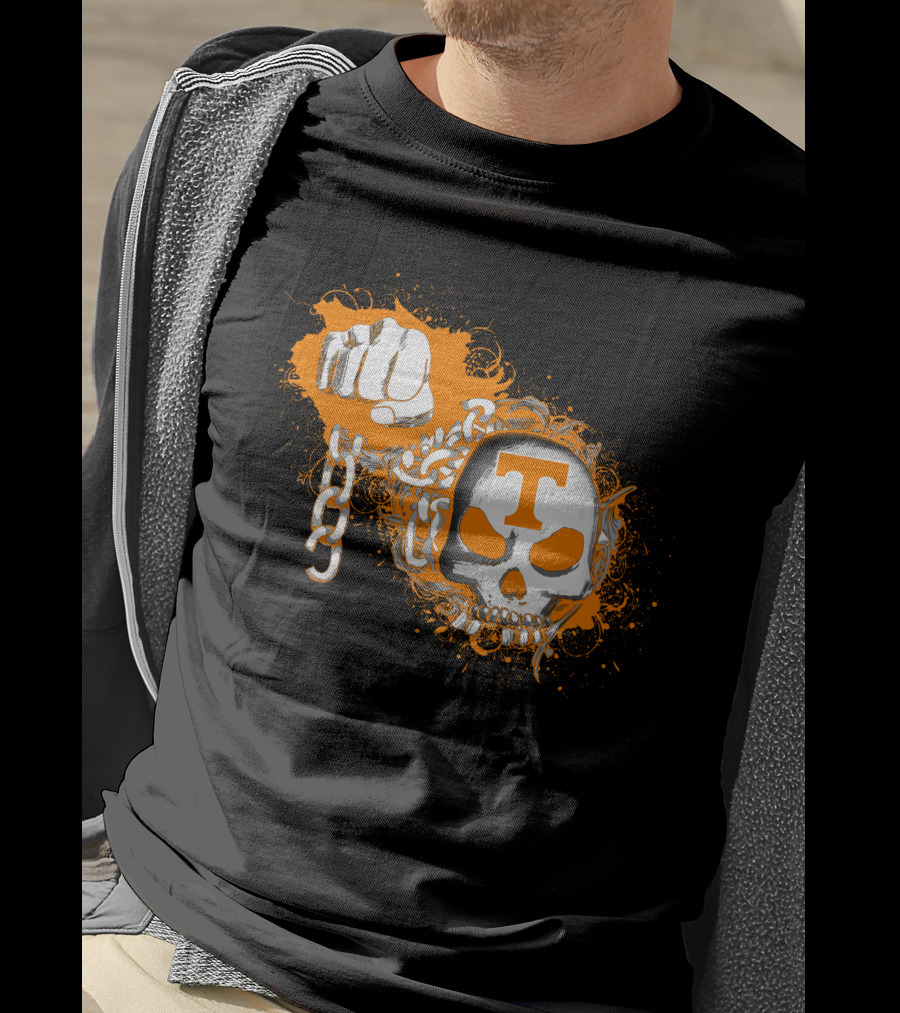 Tennessee Volunteers Skull T Logo Chain Fist Orange Splatter T-Shirt