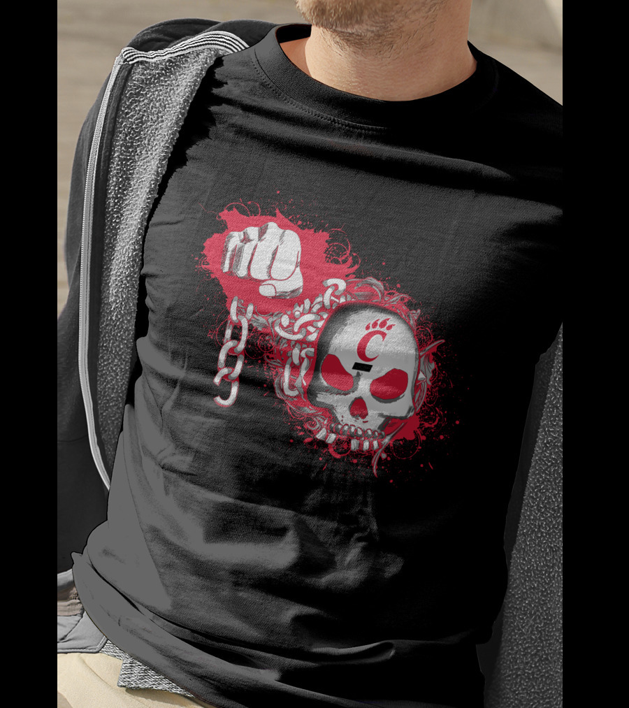 Cincinnati Bearcats Red Fist And Skull With Chains And Paw Print T-Shirt