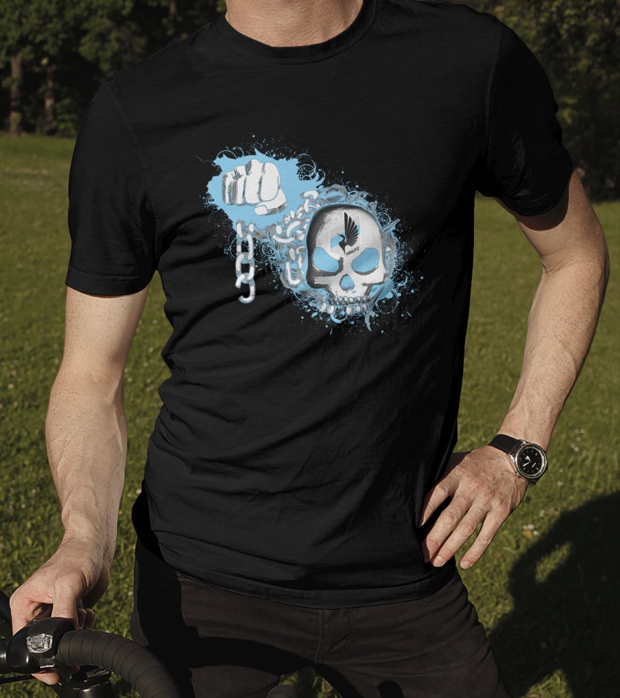 Fist Breaking Chains With Skull And Minnesota United Fc T-Shirt