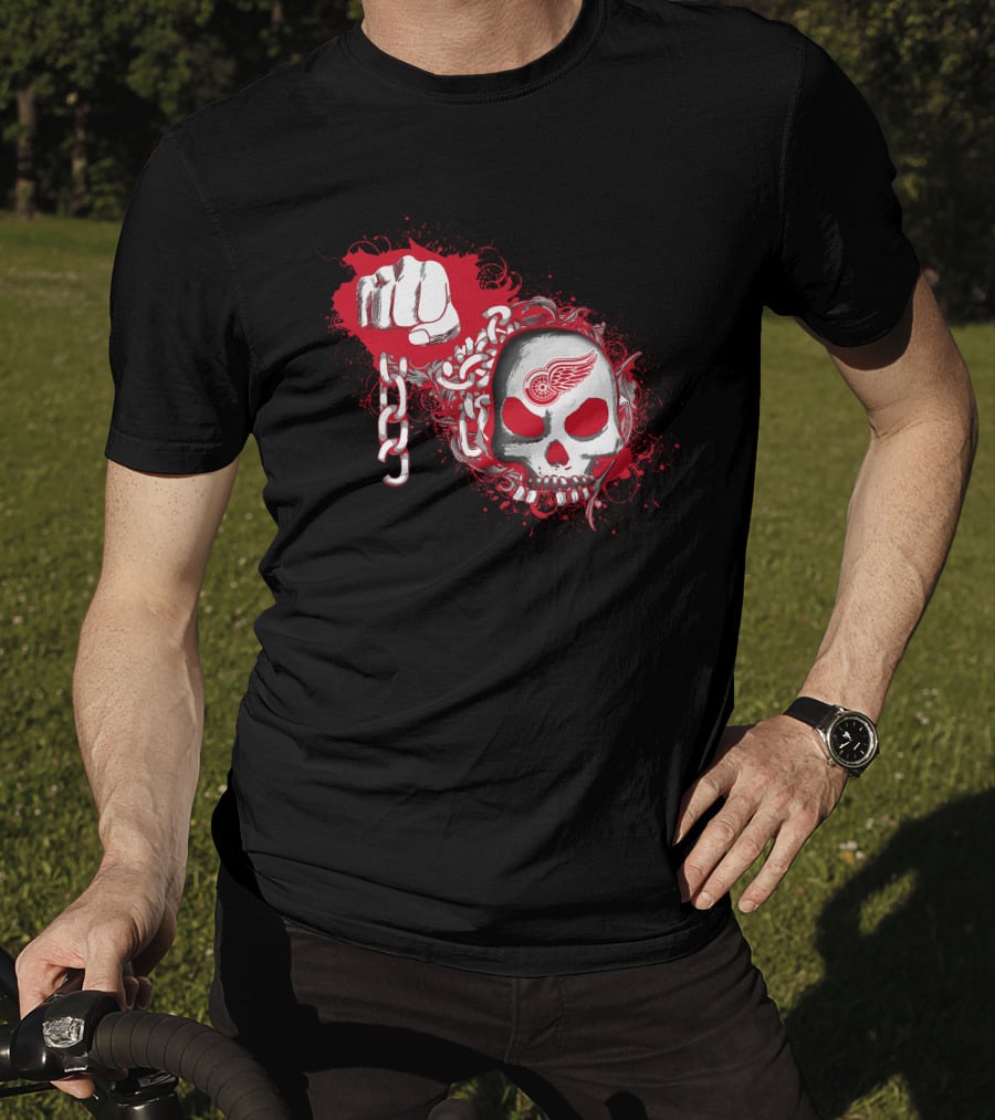 Detroit Red Wings Skull And Fist With Chains T-Shirt
