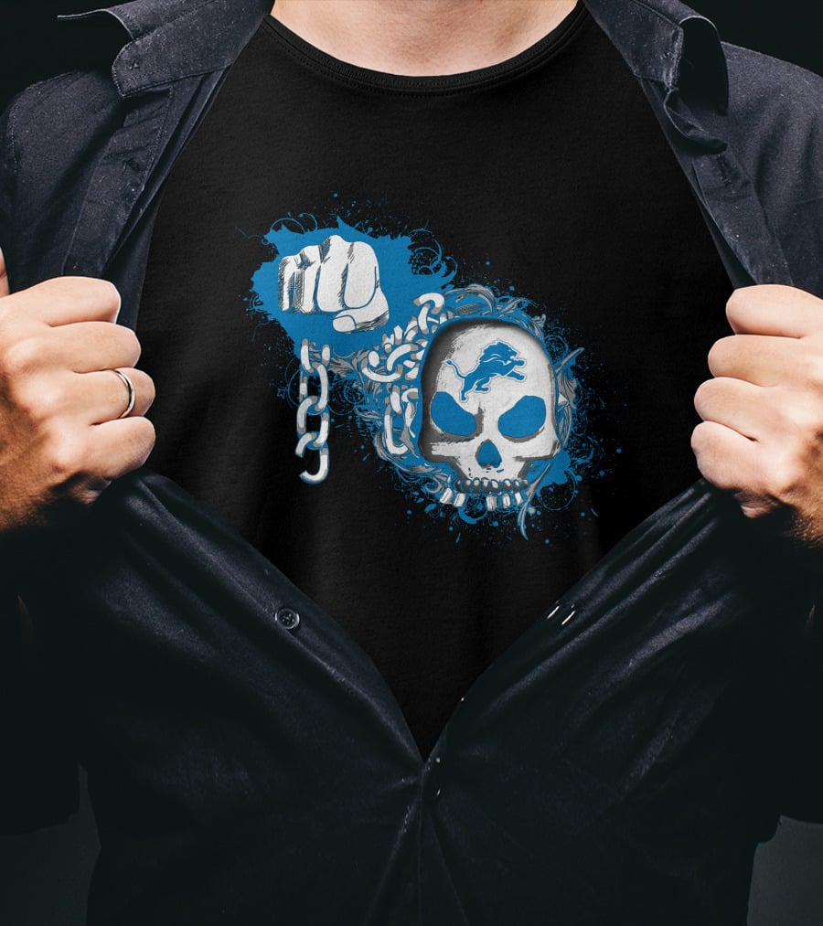 Detroit Lions Skull And Fist Chain T-Shirt