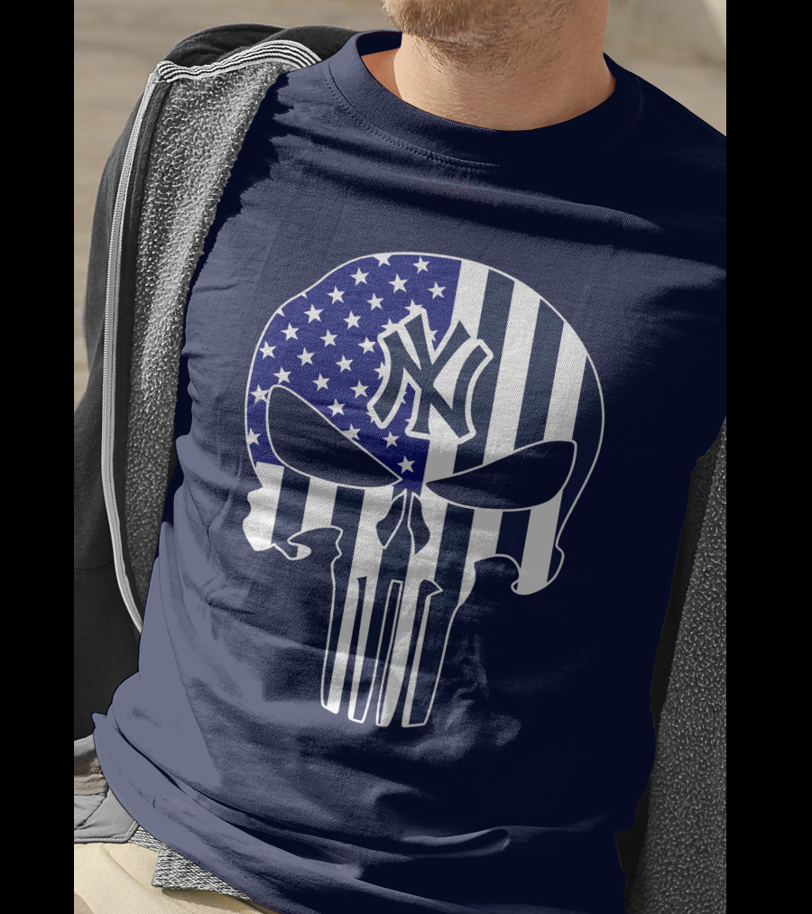 Yankees Logo American Flag Punisher Skull 1 T-Shirt