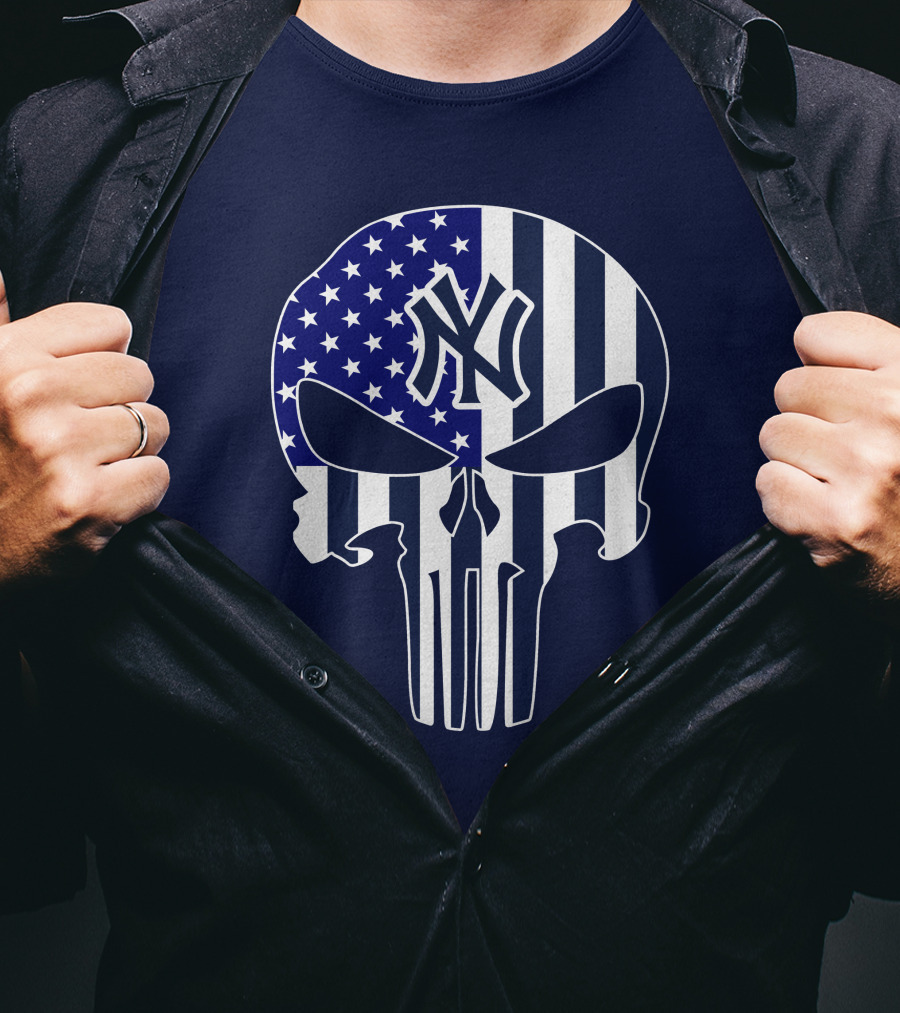 Yankees Logo American Flag Punisher Skull 1 T-Shirt