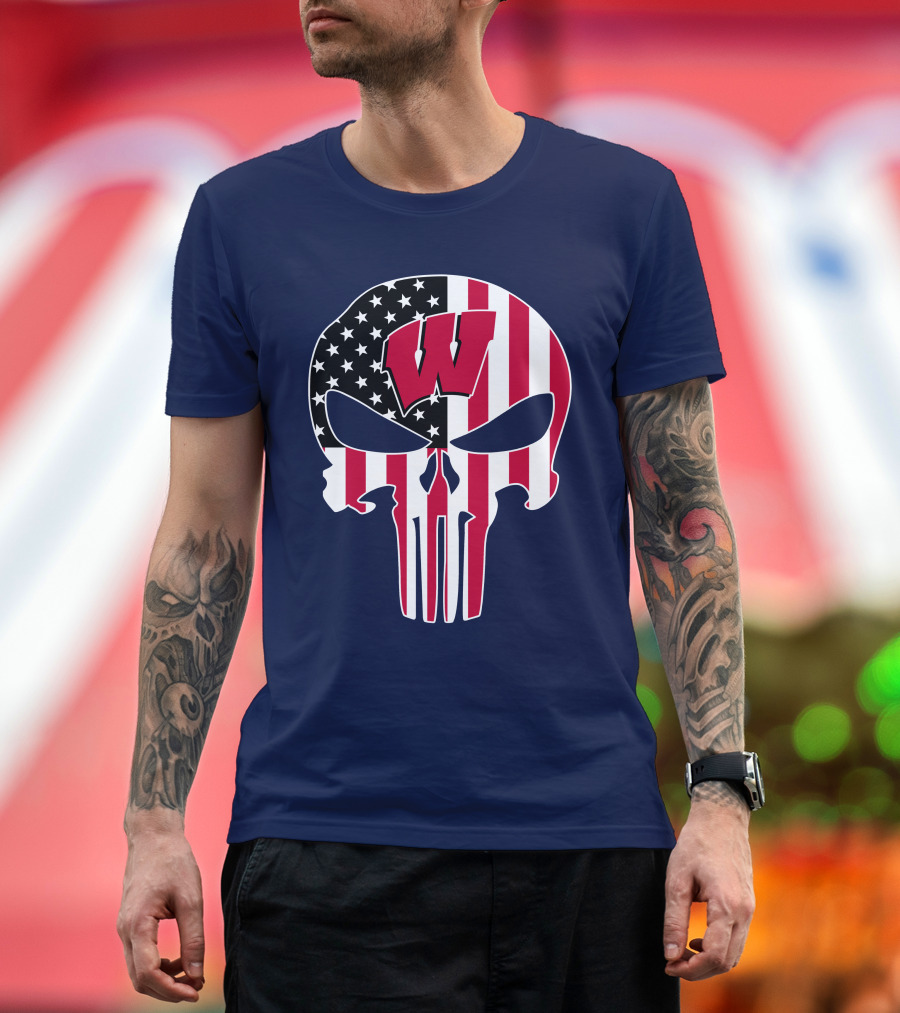 Wisconsin Badgers Punisher Skull American Flag T-Shirt