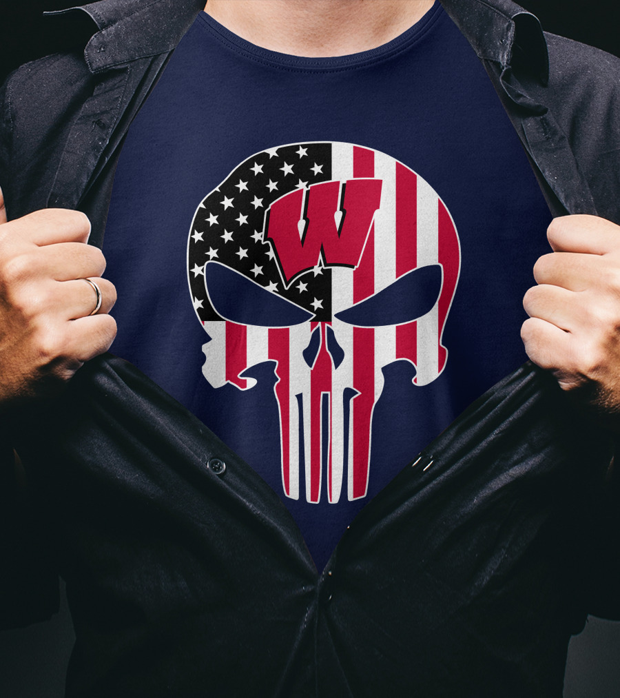 Wisconsin Badgers Punisher Skull American Flag T-Shirt