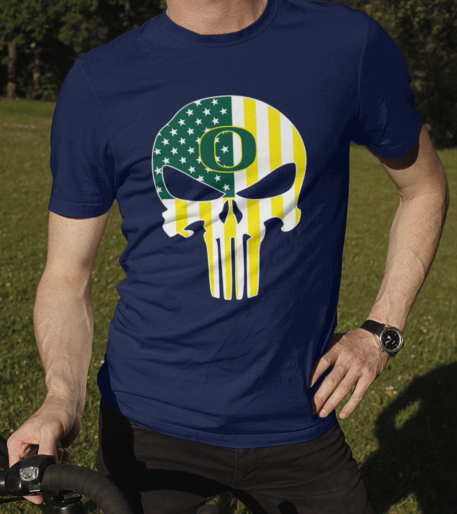 Oregon Ducks Punisher Skull American Flag T-Shirt
