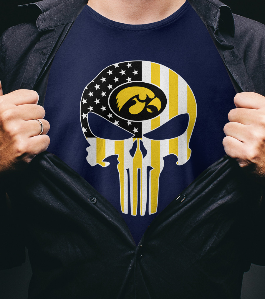 Iowa Hawkeyes The Punisher American Flag Skull T-Shirt