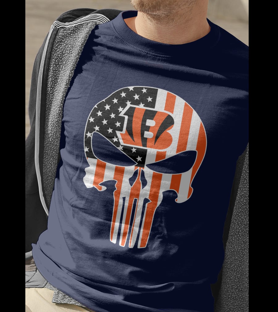 Cincinnati Bengals Skull Logo American Flag T-Shirt