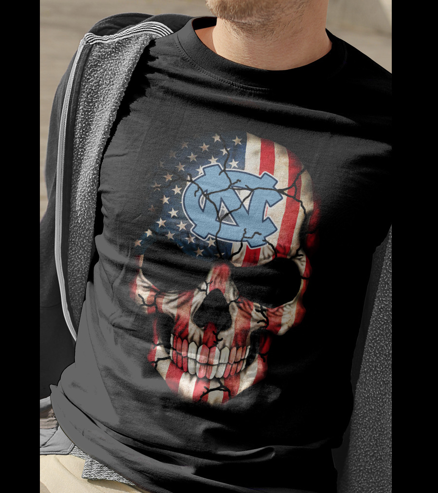 North Carolina Tar Heels American Flag Skull T-Shirt