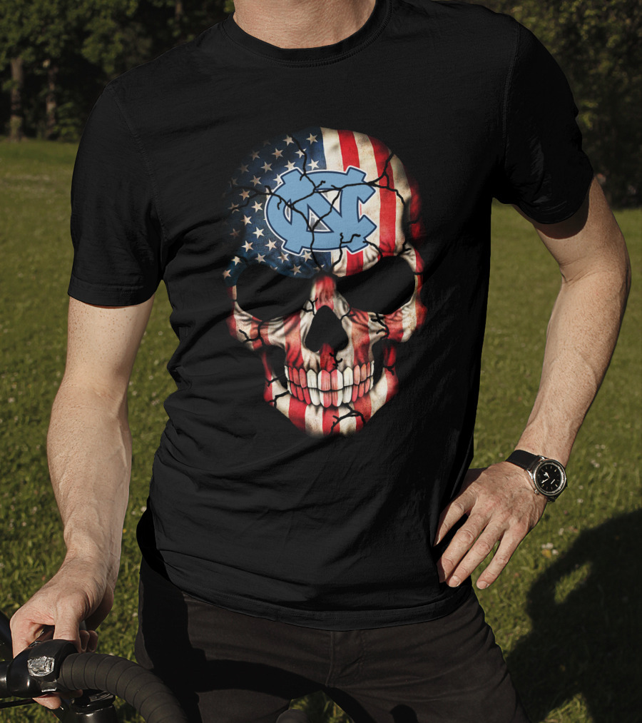 North Carolina Tar Heels American Flag Skull T-Shirt