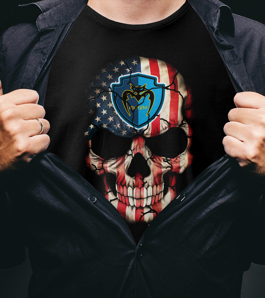 Tampa Bay Mutiny Skull American Flag Blue Shield T-Shirt