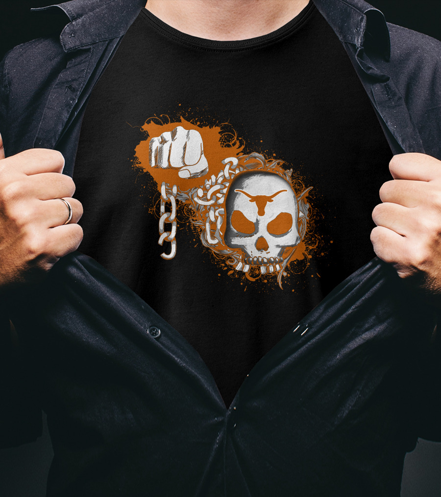 Texas Longhorns Skull And Chains Artwork T-Shirt