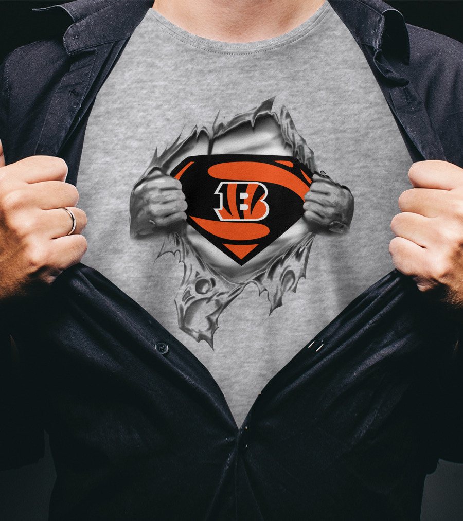 Cincinnati Bengals Superman Logo With Ripped Effect T-Shirt