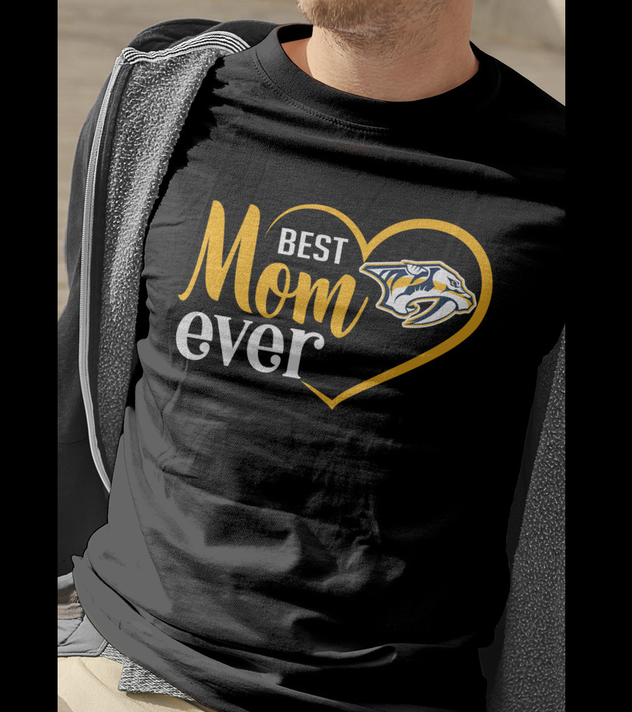 Nashville Predators Best Mom Ever Heart T-Shirt