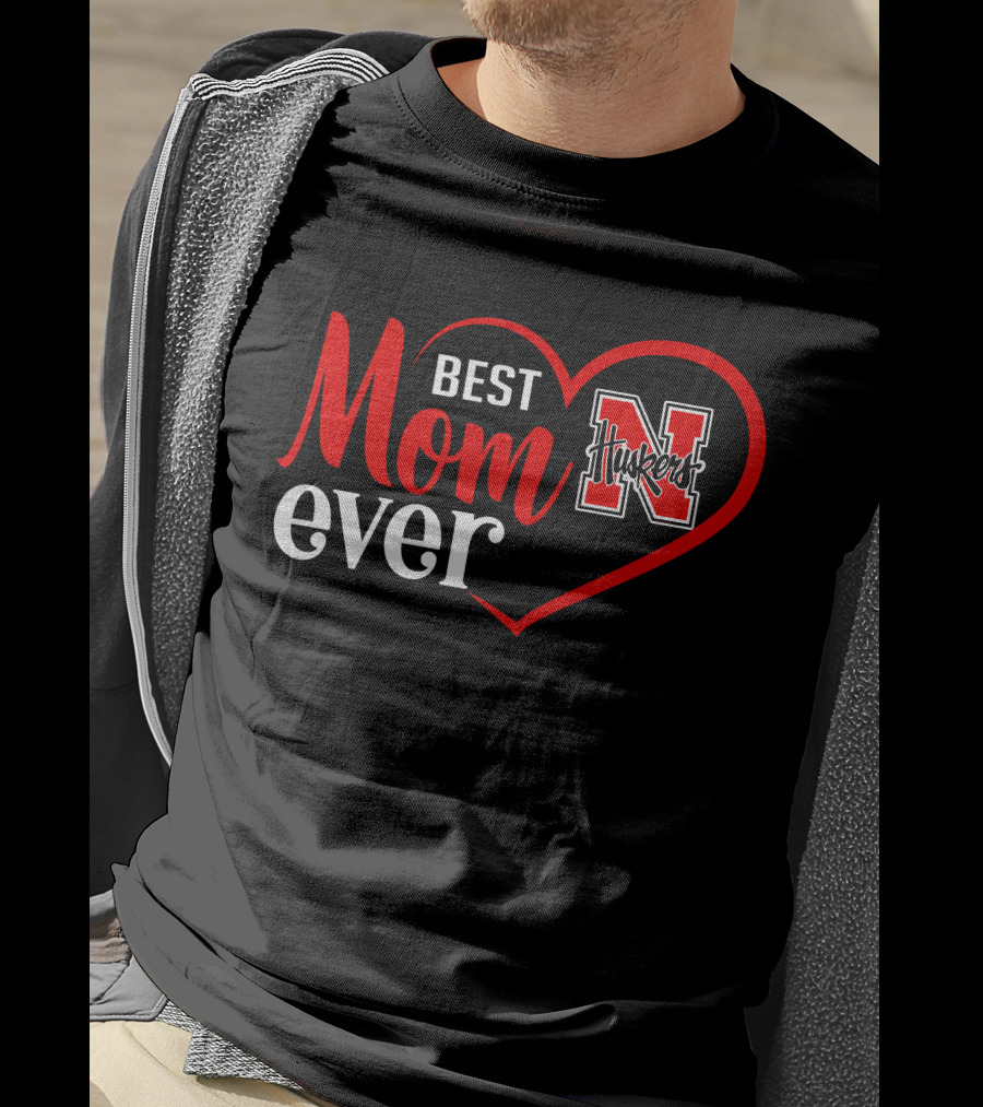 Nebraska Cornhuskers Best Mom Ever Heart T-Shirt
