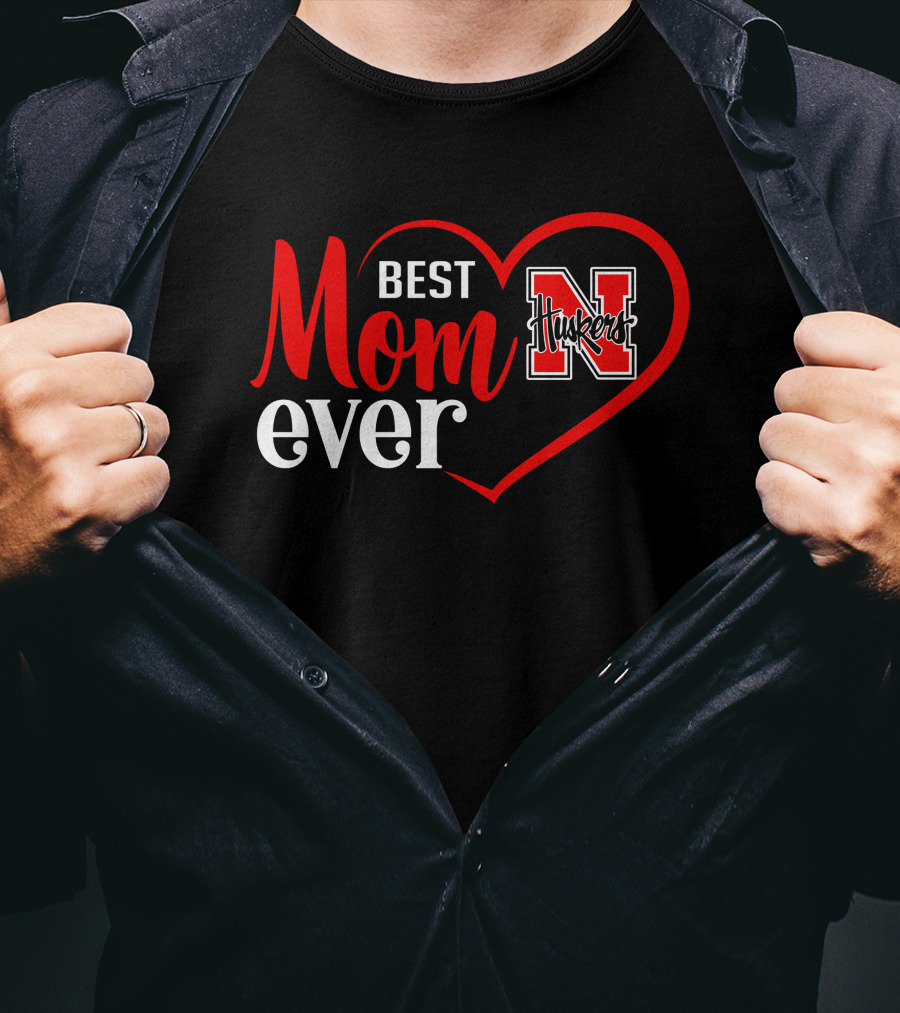 Nebraska Cornhuskers Best Mom Ever Heart T-Shirt