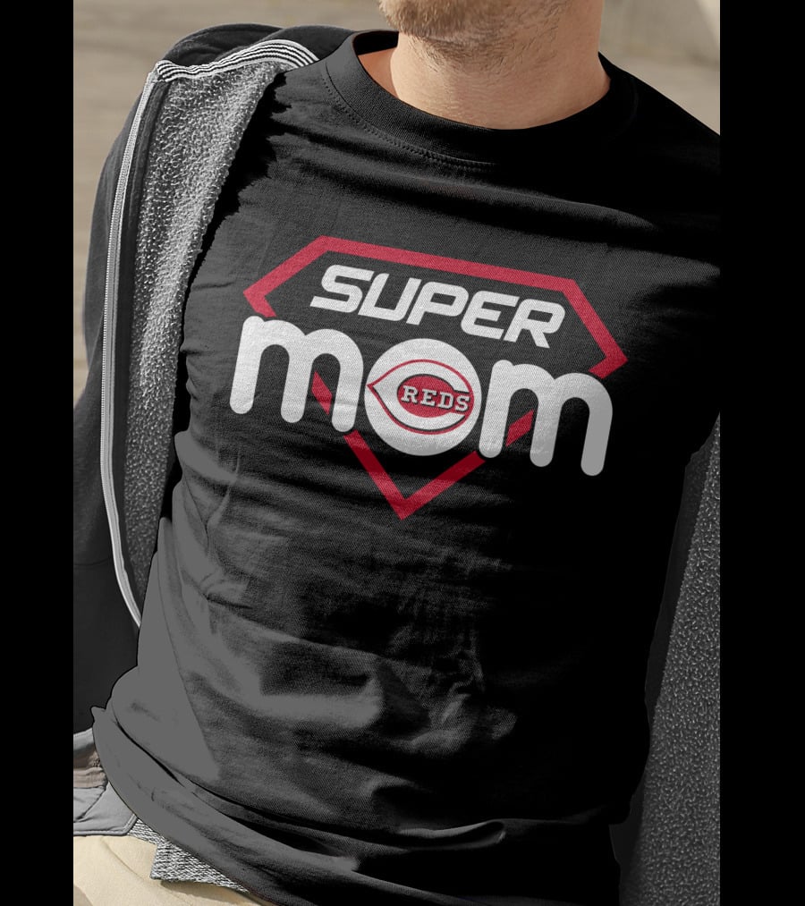 Super Mom Cincinnati Reds T-Shirt
