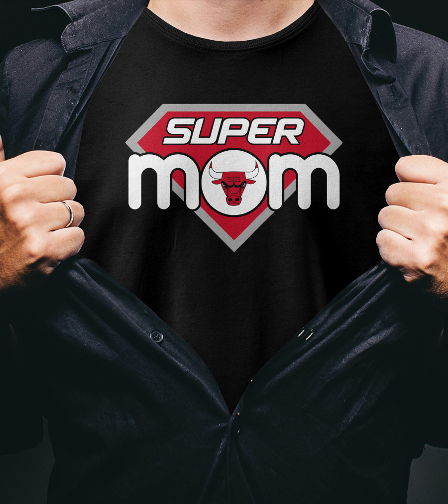 Super Mom Chicago Bulls T-Shirt